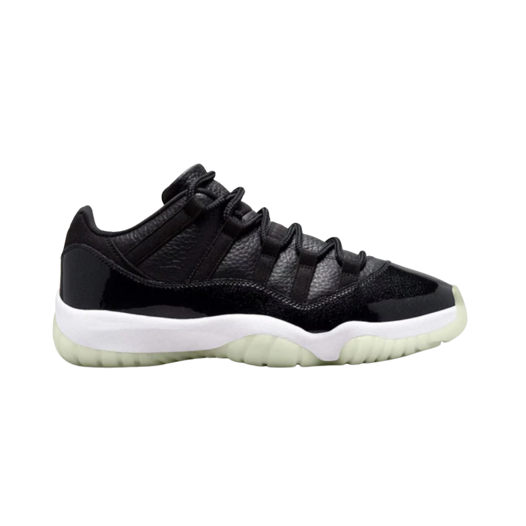 J11 LOW - BLACK WHITE