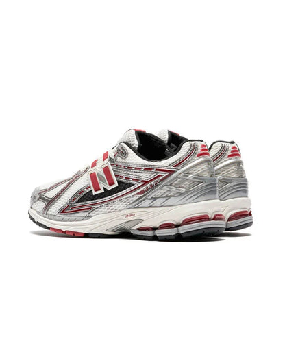NEW BALANCE 1906R - METALLIC SILVER